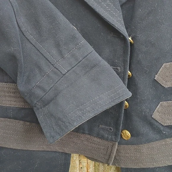 Cropped Jacket - Picture 5 of 7